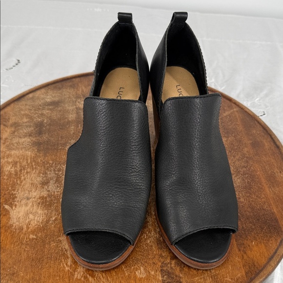 Lucky Brand Shoes Wm 7M Junai Black Leather D'Orsay Stacked Heel Bootie Open Toe - Picture 3 of 12